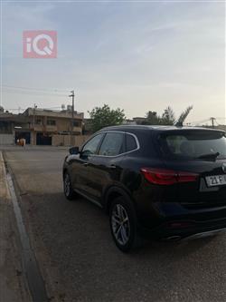 ئێم جی HS